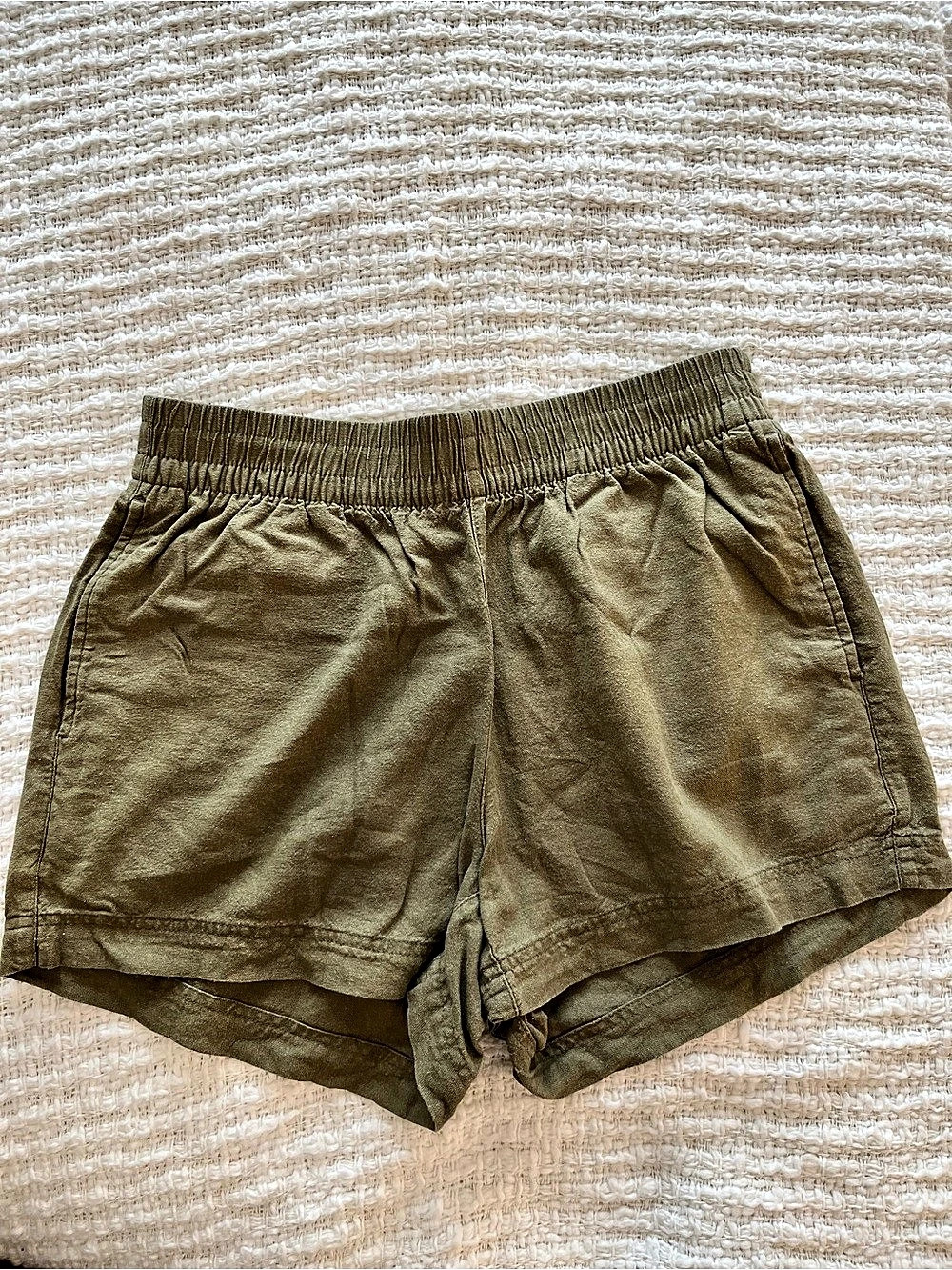 Old Navy High-Waisted Linen-Blend Pull-On Shorts